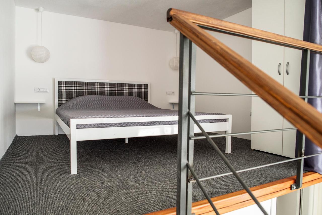 Apartment Alja Dugi Rat Kültér fotó